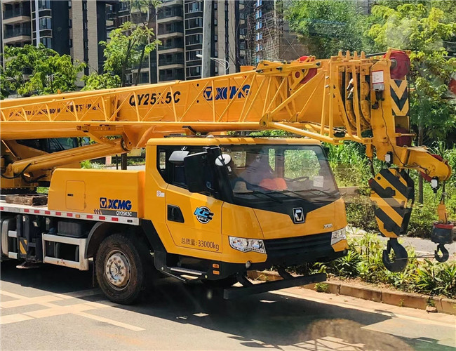 成都市大件设备吊装租赁吊车
